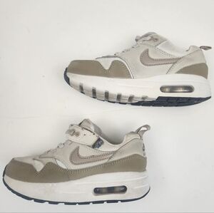 Kids Nike Beige and White Sneakers